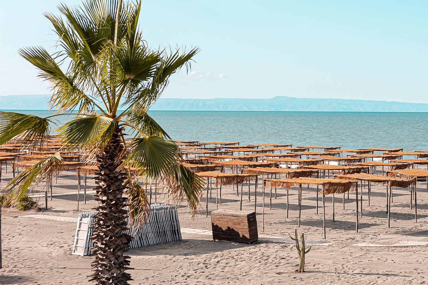 Spiaggia del Gruppo Valerio – Resort, lido & Beach Club Margherita di Savoia Spiaggia del Gruppo Valerio - Resort, lido & Beach Club Margherita di Savoia